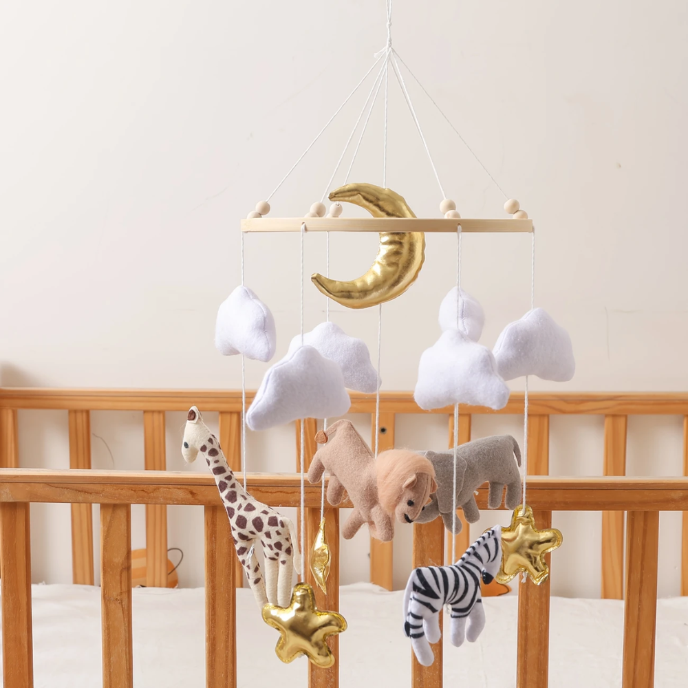 Baby Mobile Handcrafted Nolibooshop - Lion in Savannah
